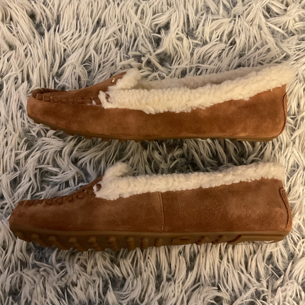 MICHAEL Michael Kors Brown Suede Moccasin Slippers with Cream Shearling Trim - Picture 4 of 8